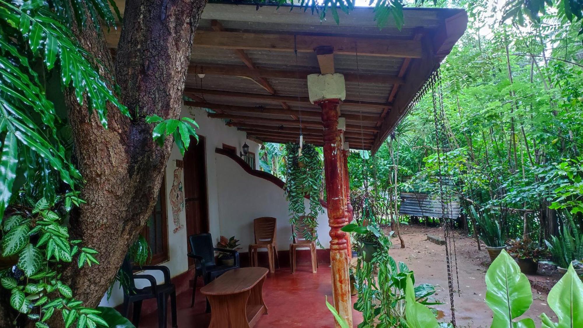 Jaana Guest Hotel Sigiriya Luaran gambar