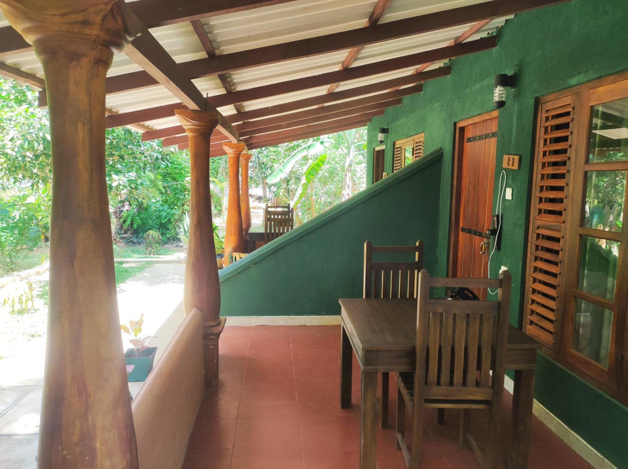 Jaana Guest Hotel Sigiriya Luaran gambar